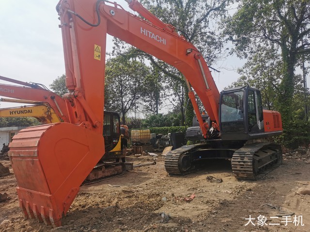 日立ZX350H-3挖掘机 日立ZX350H-3挖掘机